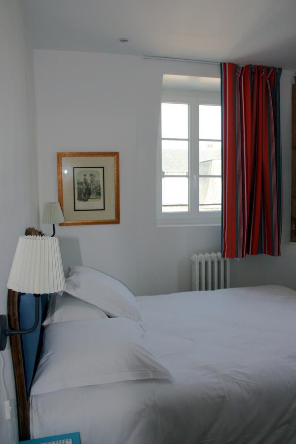 La Maison De La Hotel